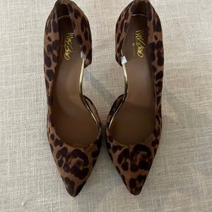 Target never worn before heels